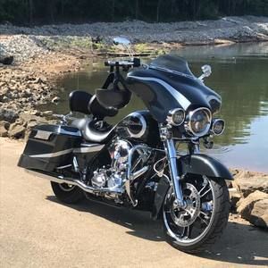 Meet your Posher, Charles